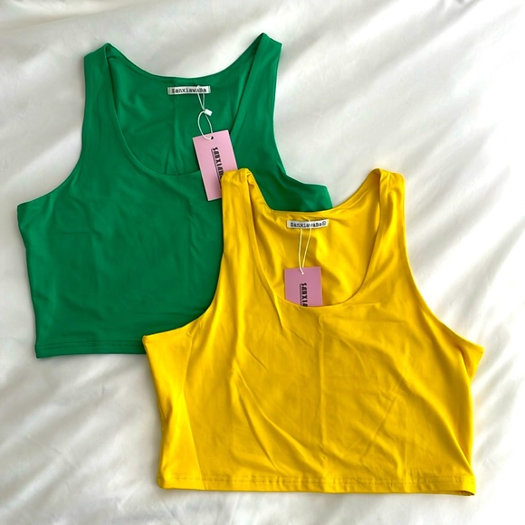 Athletic crop tops - Picture 1 of 3